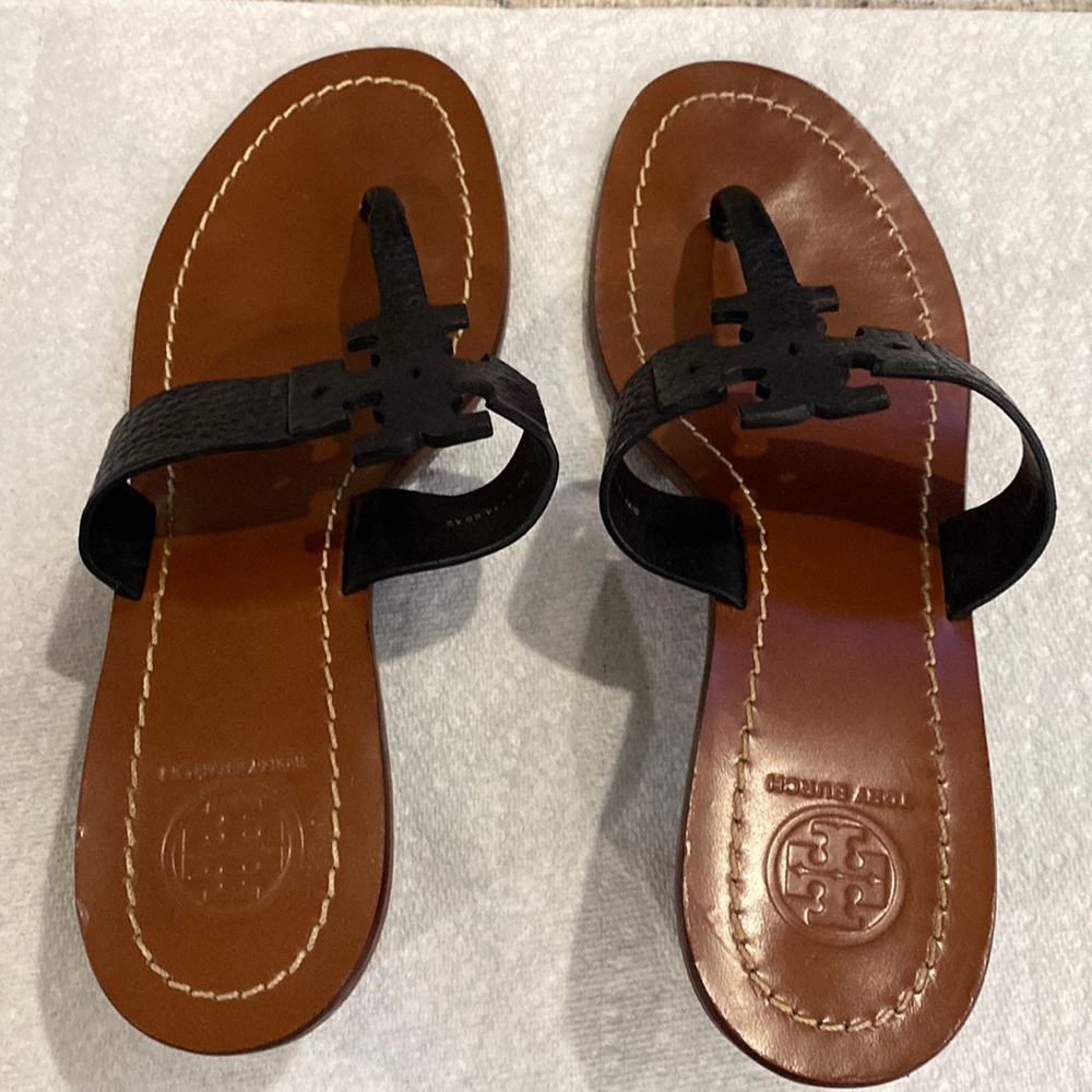 Tory Burch black sandal size 7